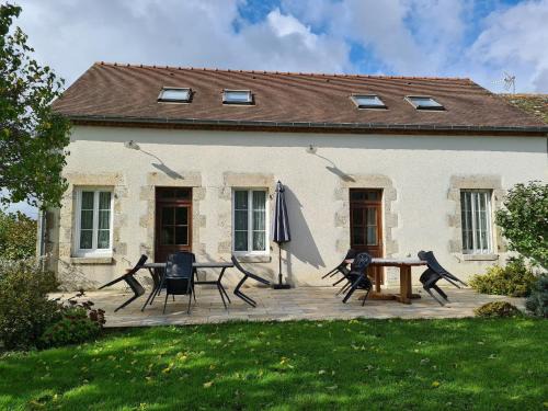 Chailly-en-Gatinais Maison | Gîte familial en ferme avec jardin, proche forêt et canal d'Orléans - Label Tourisme et Handicap - FR-1-590-7