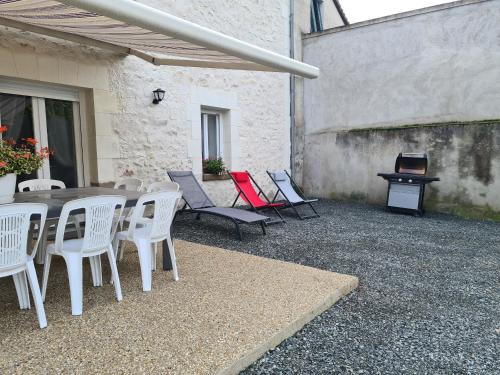 Lye Maison | Gîte familial proche du zoo de Beauval avec cour privative - FR-1-591-648