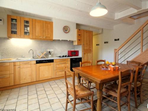 Gourgeon Maison | Gîte familial rénové avec jardin au cœur de la Vallée de la Saône - FR-1-583-467