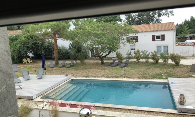 Sainte Gemme Cottage | Gîte FIGUIER - 4ch- 8 pers- MER-CAMPAGNE-PISCINE