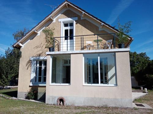 Vieilles-Maisons-sur-Joudry Maison | Gîte familial au calme avec jardin clos, près d'Orléans - FR-1-590-532