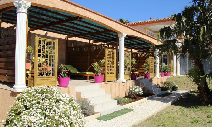 Villelongue-de-la-Salanque Appartement | Gîte Près MER Clim Terrasse INCLUS : Forfait Electrique Parking Clos