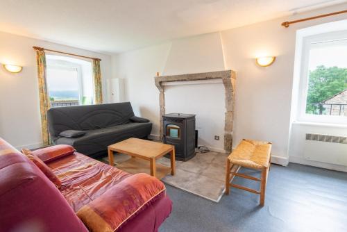 Saint-Paul-le-Froid Maison | Gîte Gîte de l'Ancien Presbytère 6/8 personnes