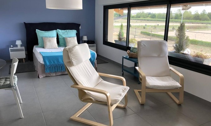 Bouloc Maison | Gîte - Grand studio contemporain