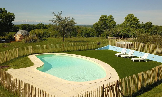 Puymaurin Appartement | Gîte japonais 2 à 4 personnes, Piscine, SPA et vue sur les Pyrénées