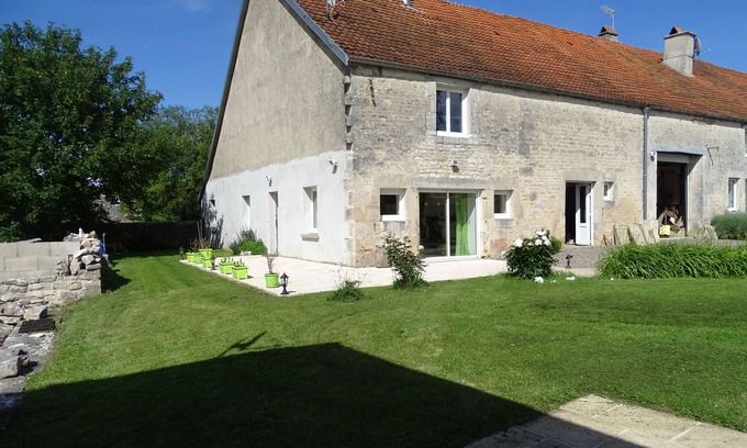 Arc-en-Barrois Autre | gîte l'étable aux deux noix