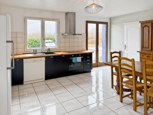 Saint-Pantaleon-de-Lapleau Maison | Gîte le Bistrot, 3ch, 6pers
