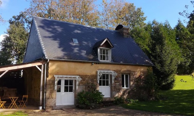Saint-Aubin-des-Bois Maison | Gîte La Boulangerie au moulin Neuf