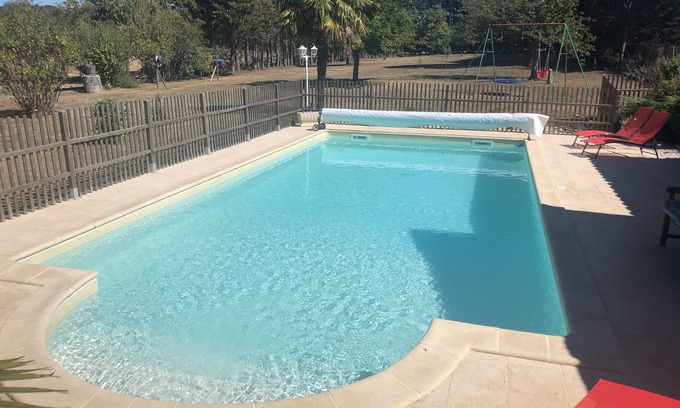 Pons Maison | Gîte La Grange du Pech, piscine sécurisée enfants