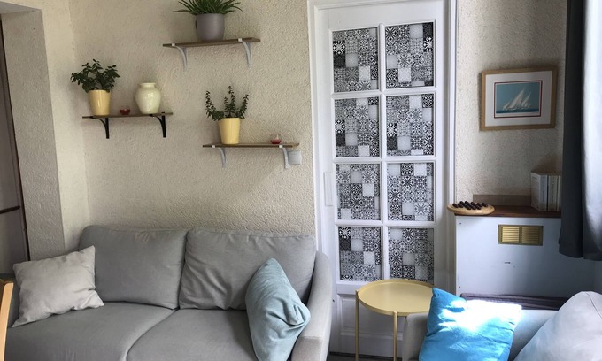Avrille-les-Ponceaux Maison | Gîte La Marelle