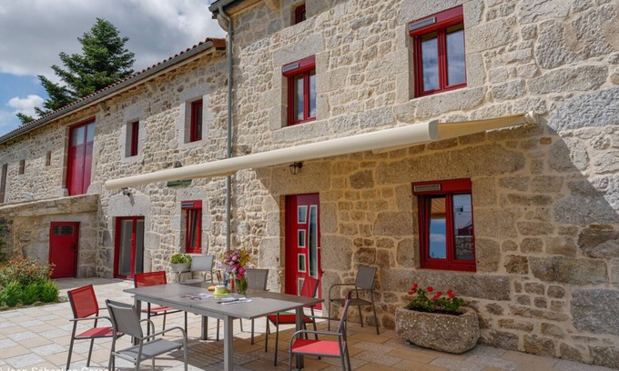 Julianges Maison | Gîte La Margeride - Julianges