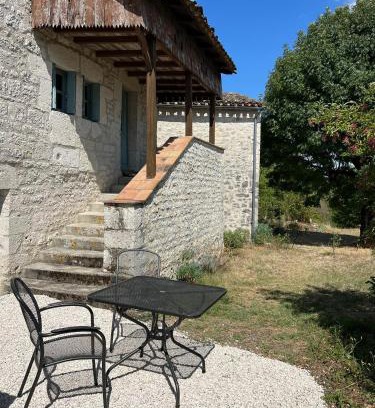 Montaigu-de-Quercy Maison | Gîte La Vésarnie