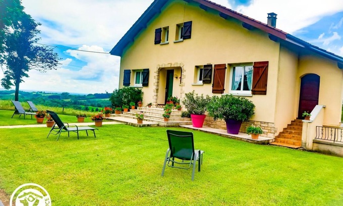 Sabadel-Latronquiere Maison | Gîte Lacombrade - SABADEL LATRONQUIERE