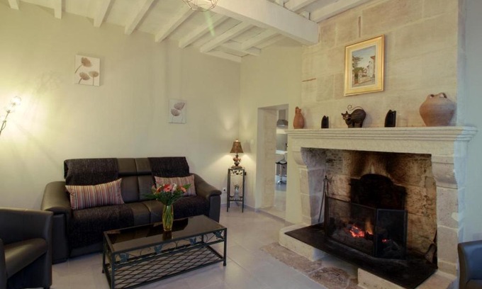 Laroque Maison | Gîte Laroque, 3 pièces, 4 personnes - FR-1-440-190