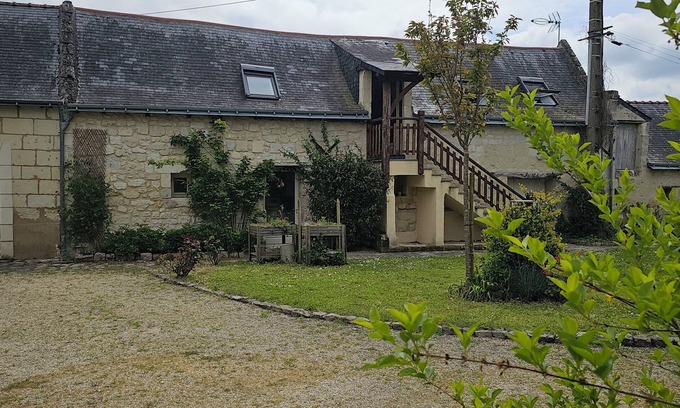 Villebernier Appartement | Gîte "Le Cerisier" Domaine des Moizons