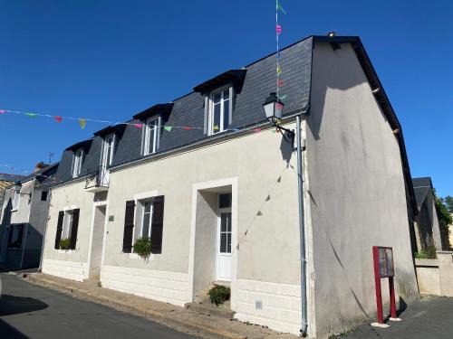 La Jaille-Yvon Maison | Gîte le Clos Saint Loup
