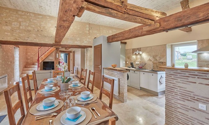 Saint-Aubin-de-Cadelech Maison | Gîte les Jourdonnies - Charmante maison à la campagne
