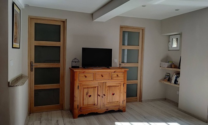 Florac Appartement | Gîte le Milan, en plein cœur de la magnifique petite ville de Florac