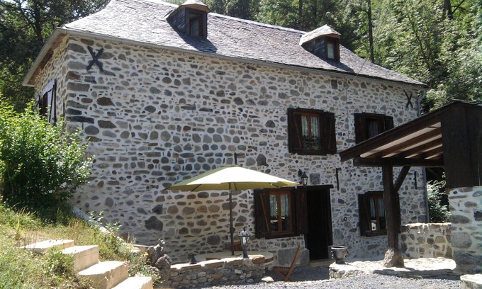 Laguinge-Restoue Maison | Gîte Le Moulin Laguinge-restoue, Gîte Le Moulin Laguinge-restoue