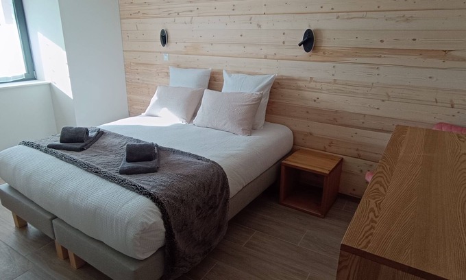 Giron Appartement | Gîte les Epicéas
