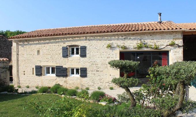 Hanc Maison | Gîte les Rouets, Hanc
