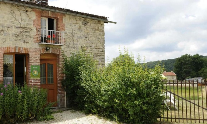 Longchamp-sur-Aujon Maison | Gîte Longchamp-sur-Aujon, 6 pièces, 11 personnes - FR-1-543-193