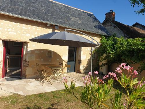 Noyant-Villages Maison | Gîte Mustang avec accès piscine
