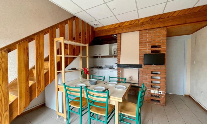 Cayres Maison | Gîte paisible près du Puy-en-Velay, 2 chambres, proche Lac du Bouchet - FR-1-582-341