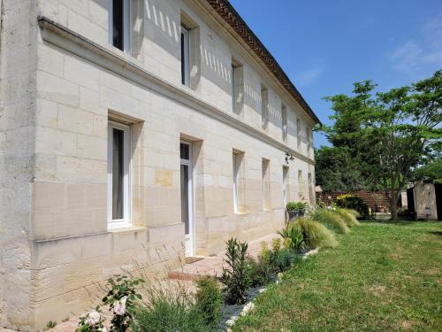 Lugon-et-l'ile-du-Carney Maison | Gîte Piscine SPA proche Bordeaux