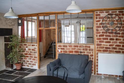 Artonne Appartement | Gîte PMR - Le petit atelier de Marius