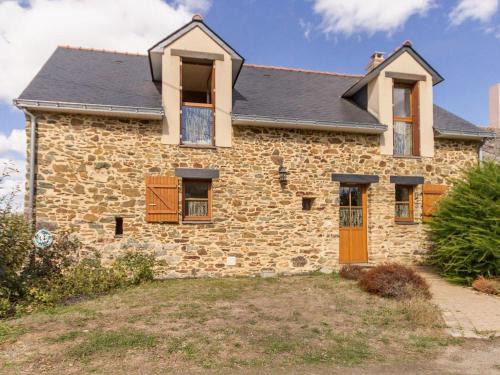 Les Touches Maison | Gîte rénové avec jardin et terrasse sur exploitation agricole, proche étang et lac, parfait familles - FR-1-306-1165
