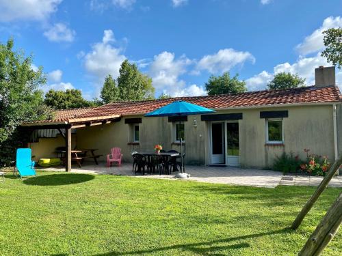 Frossay Maison | Gîte rural confortable avec jardin clos, proche de Pornic, idéal pour familles, jeux et animaux bienvenus - FR-1-306-1042