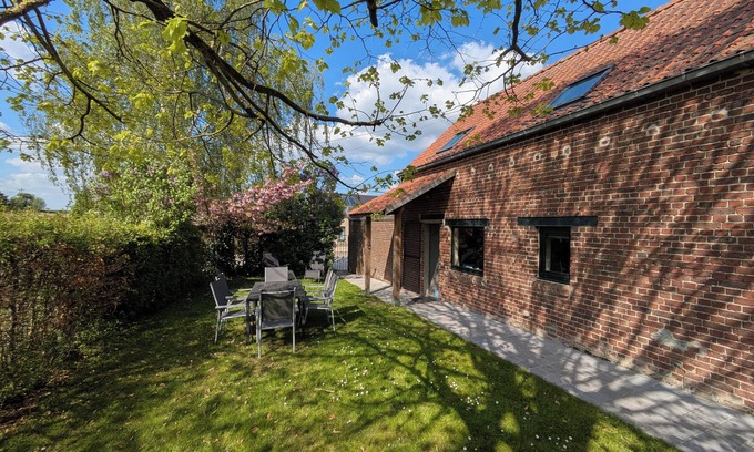 Leuze-en-Hainaut Maison | Gîte rural Les petites têtes - countryside near Pairi daiza