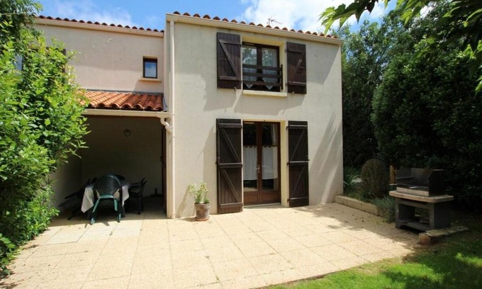 Saint-Aubin-la-Plaine Maison | Gîte Saint-Aubin-la-Plaine, 3 pièces, 4 personnes - FR-1-426-247