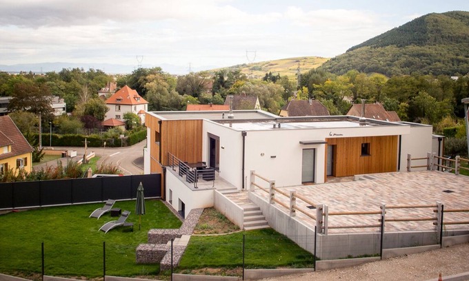 Turckheim Maison | Gîte & PISCINE + SPA 12-15 personnes,Turckheim proche Colmar