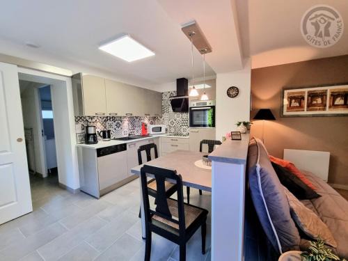 Preux-au-Bois Maison | Gîte tout inclus avec jardin clos, terrasse privative, proche forêt et randonnées, 1 chambre, 1 canapé-lit - FR-1-510-168