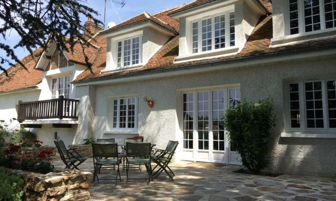 Villenauxe-la-Grande Maison | Gîte Villenauxe-la-Grande, 5 pièces, 9 personnes - FR-1-543-162