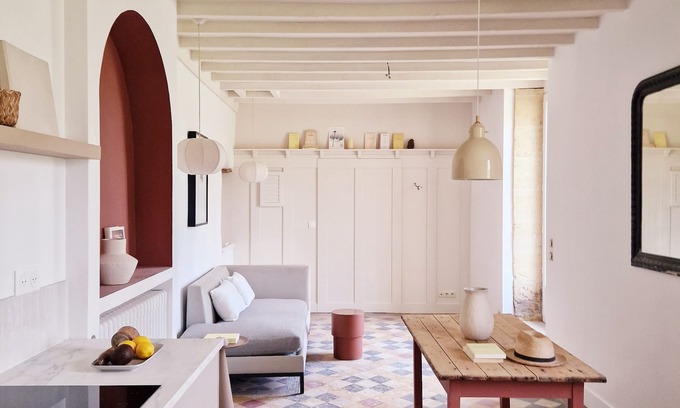 Saint-Romain-la-Virvee Maison | Gîte vinacacia