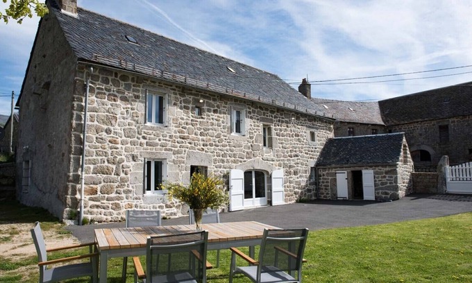 Saint-Laurent-de-Veyres Maison | Gîtes de France à Veyrès - ST LAURENT DE VEYRES