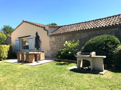Civrac-de-Blaye Maison | Gîtes de Fenouil, piscine, parc, 3 étoiles