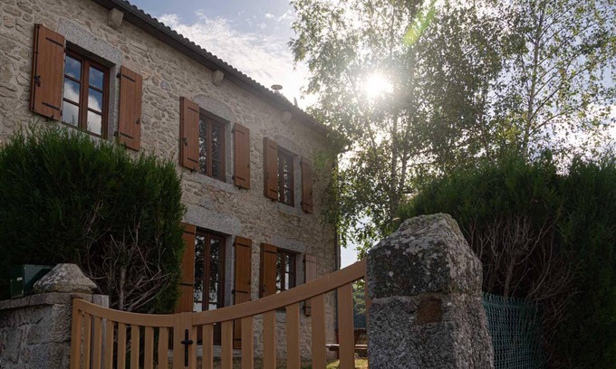 Saint-Privat-du-Fau Maison | Gîtes de France au Villard Grand