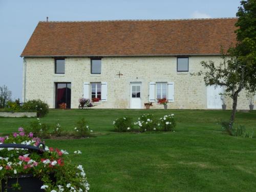 Le Pin-la-Garenne Maison | Gîtes de "La Haute Borde"