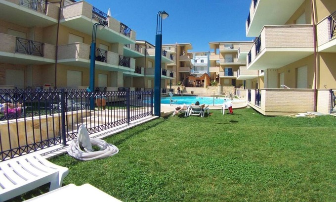 Foggetta Appartement | G.Bay C27 - Second floor apartment with balcony and hill view
