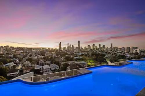 East Brisbane Appartement | Gabba Oasis - Luxury 3BR Apt & Pool