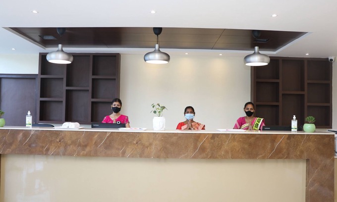 MVP Colony Hôtel | Gadiraju Palace Convention Centre & Hotel