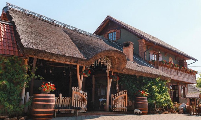 Gagauzia Hôtel | Gagauz Sofrasi