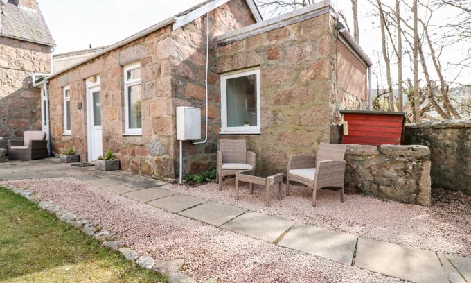 Ballater Maison | Gairnlea Cottage