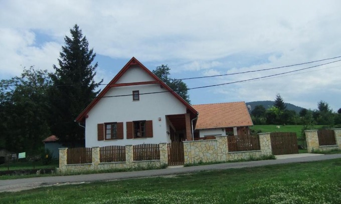 Abaujszanto Maison | Galambos Pincészet