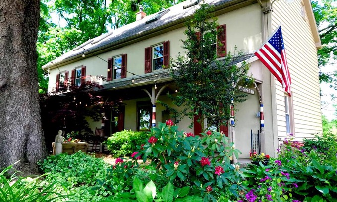 Pipersville Lit Et Petit-Déjeuner | Galvanized America Inn & Art Gallery