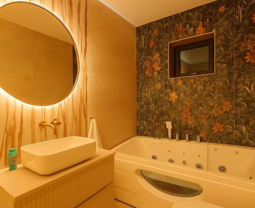 Roscoe Maison | Galway Paradisus